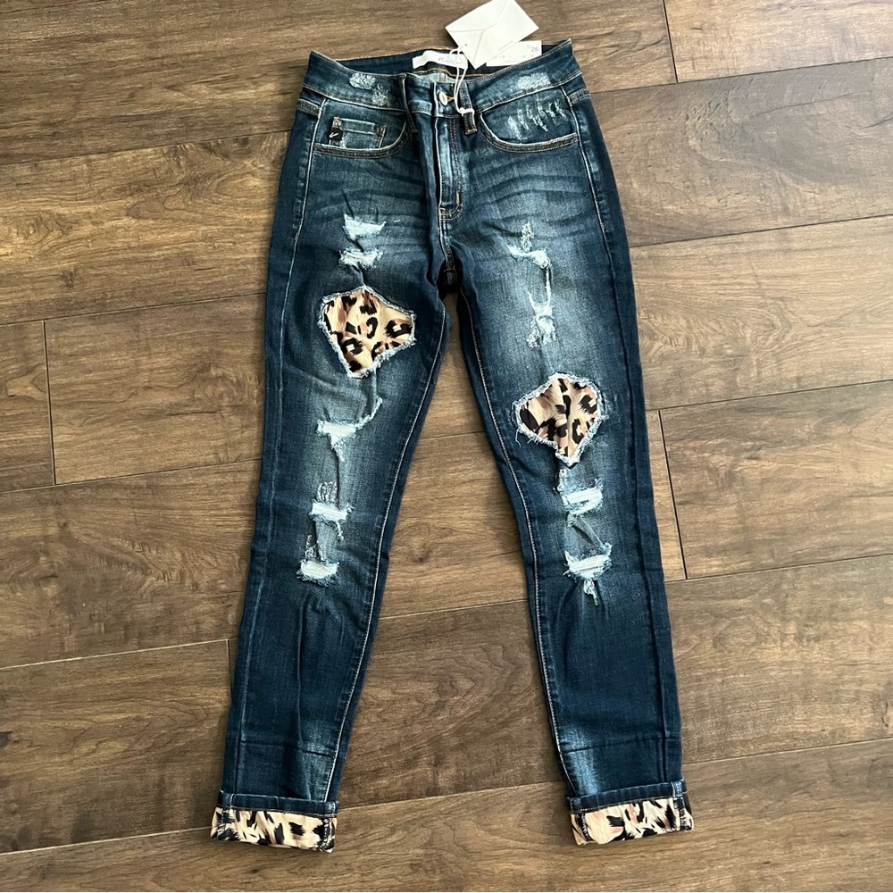 Kancan Distressed Leopard Patch Jeans